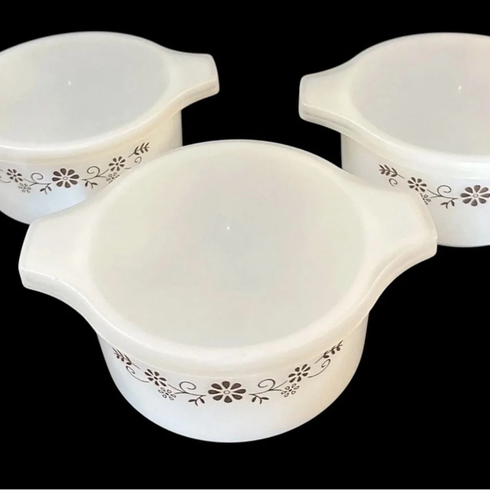 Vintage Corning Ware Spring Blossom Brown Daisy Covered Soup Bowls Set